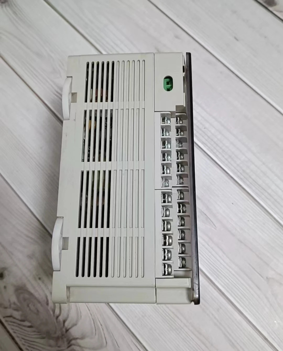 리퍼 PLC 기능 DVP32ES00R2
