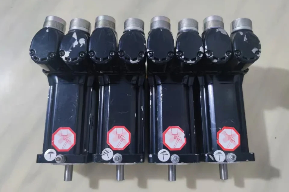 리퍼 400W 서보모터 BSH0551T01A2A