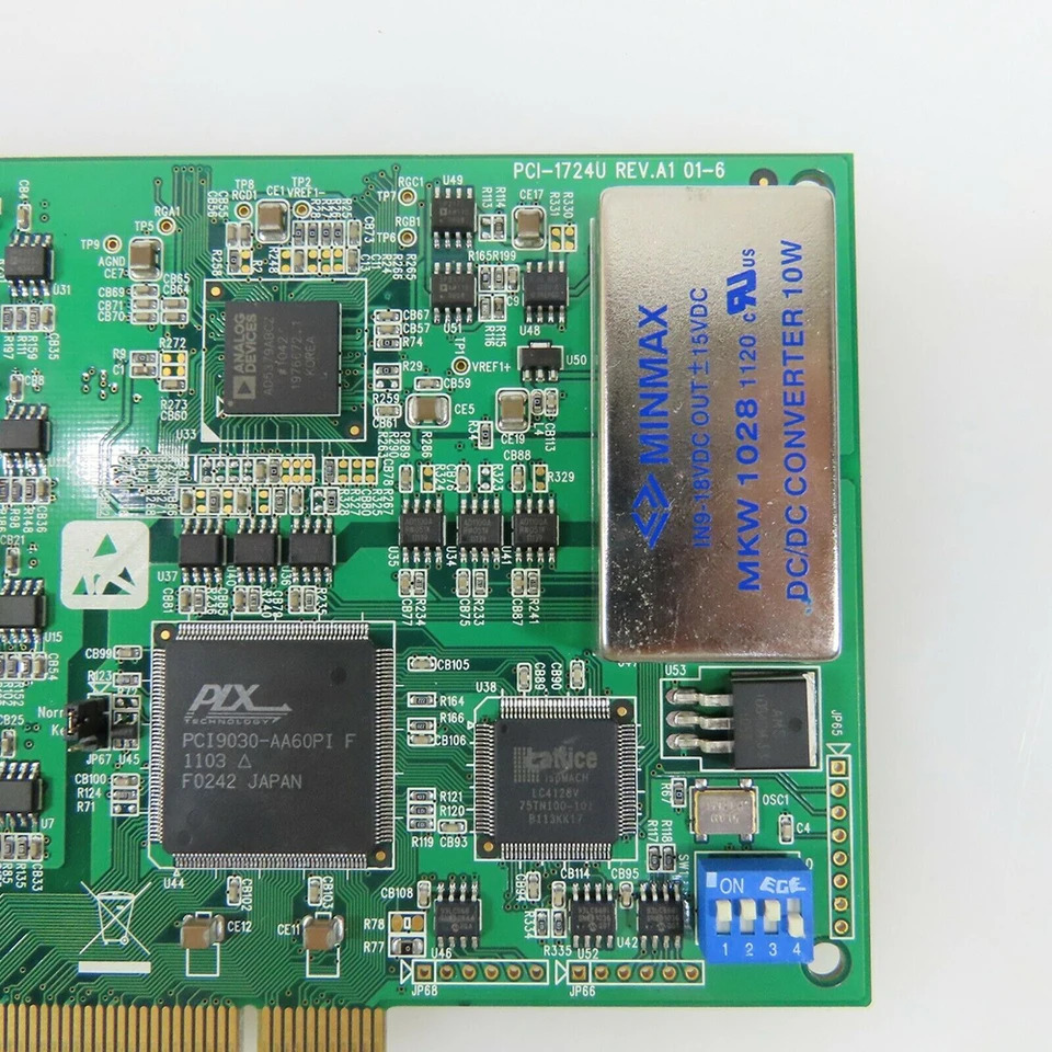 Advantech절연 아날로그 출력 카드 데이터 캡처 REV.A1 PCI-1724U 14 비트 32 채널