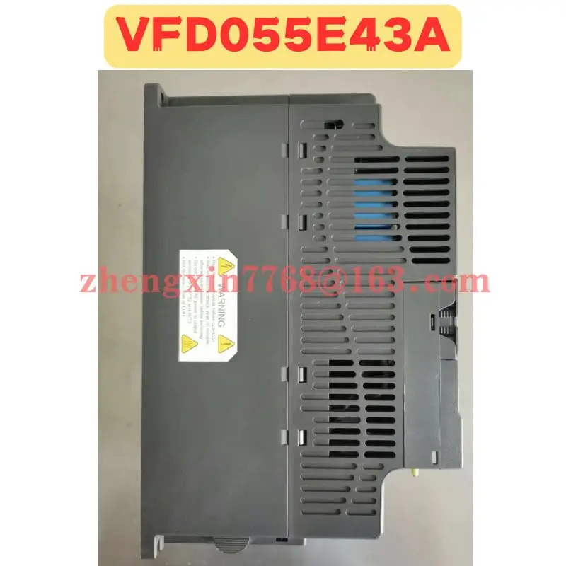 리퍼 주파수 변환기 정상 기능 완료 VFD055E43A