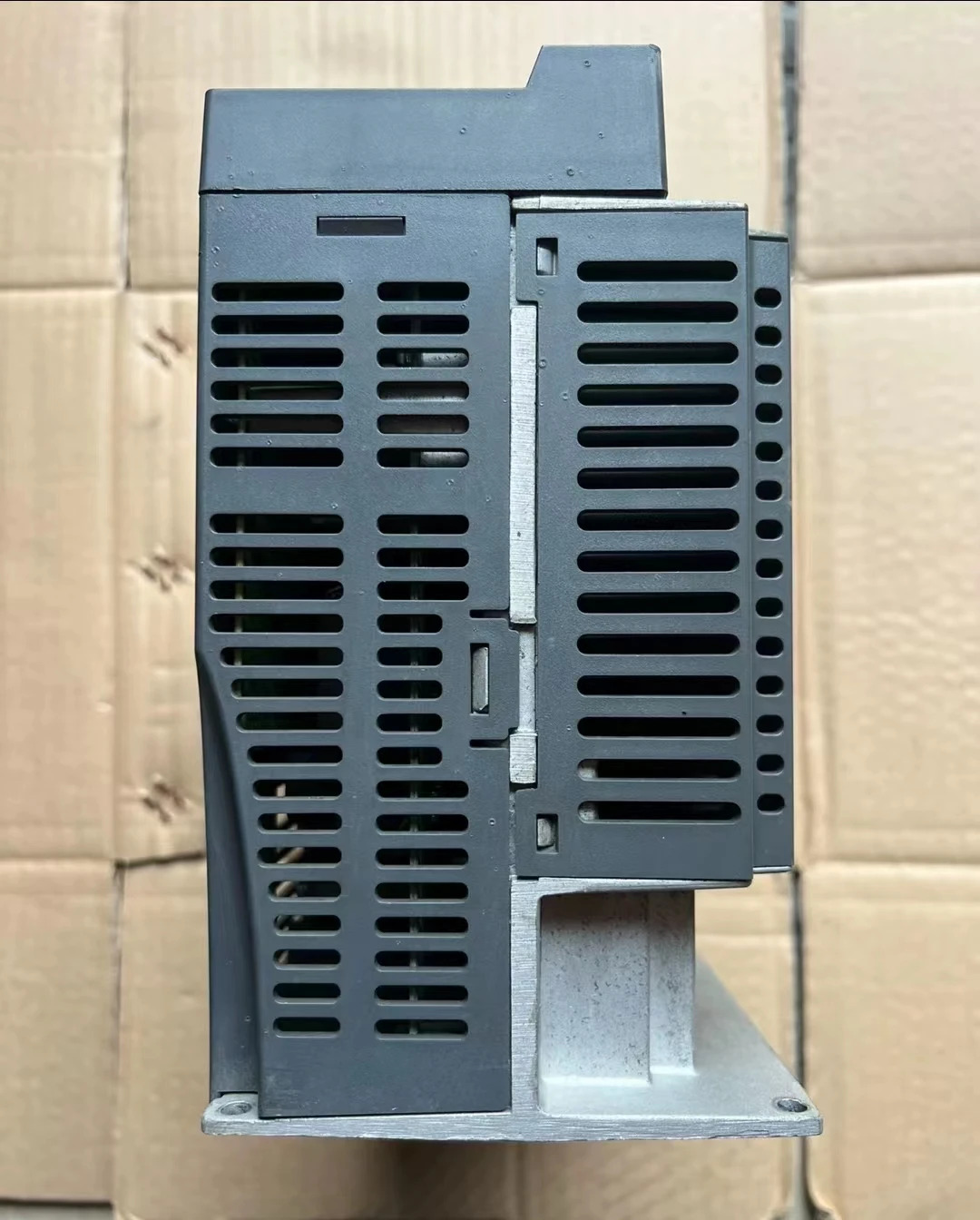 ASD-B2--B 리퍼 서보 드라이브 2.0kW 기능 작동 OK