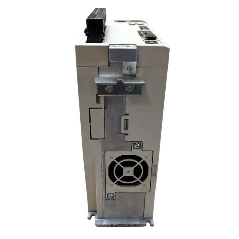 새 Yaskawa SGD7S-5R5A10A 서보 드라이브