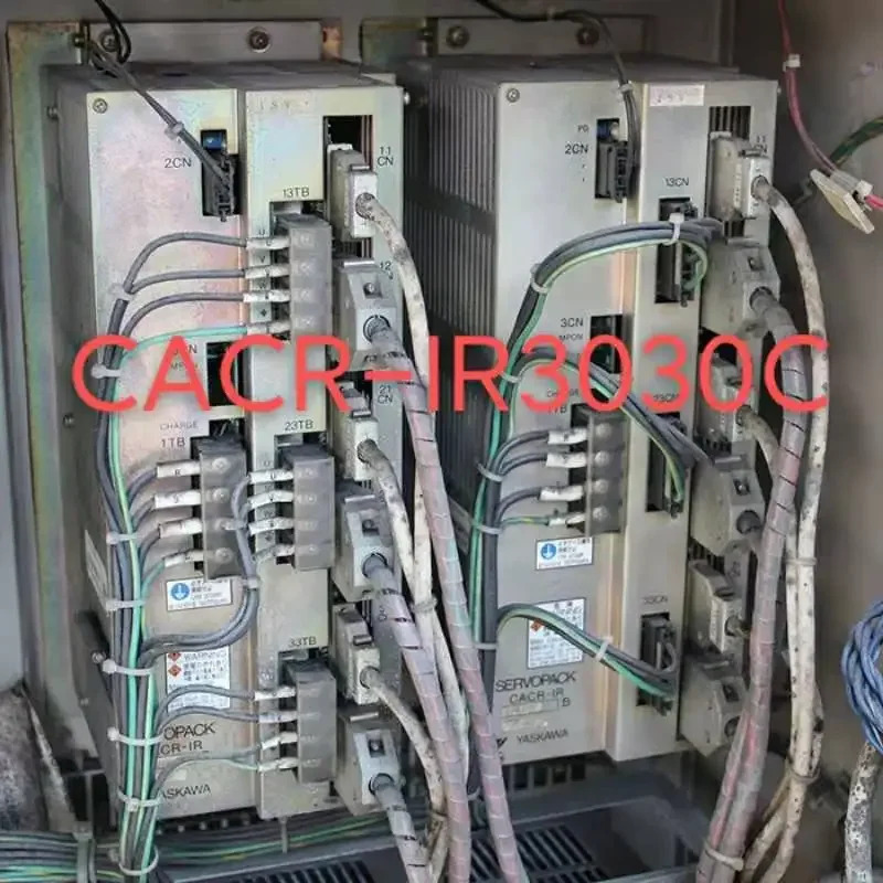 CNC 시스템 기계리퍼 Yaskawa 서보 드라이브 CACR-IR3030C
