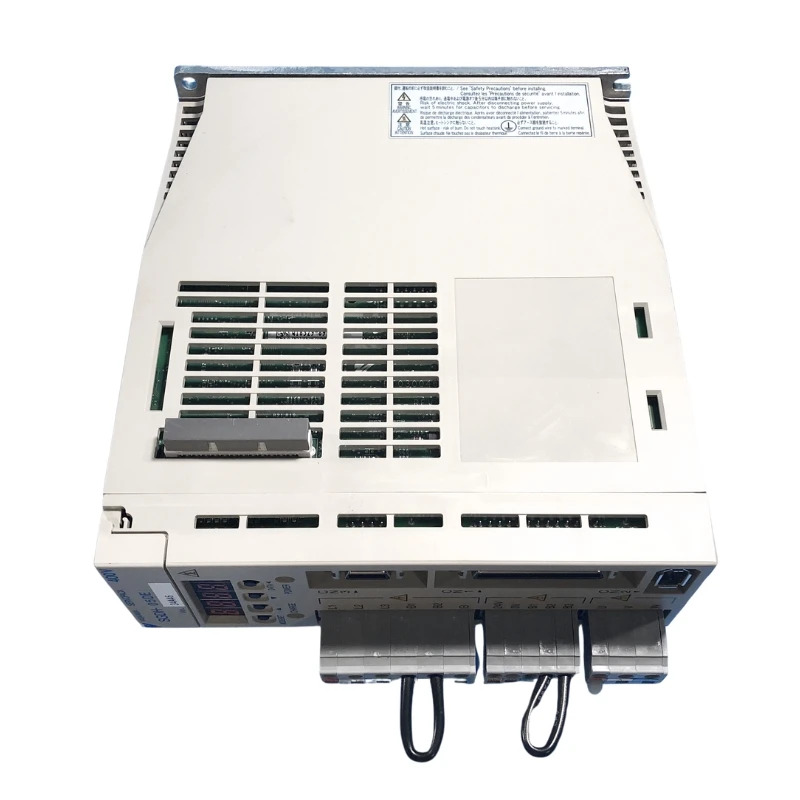 새 Yaskawa SGDH-05DE 서보 드라이브 SGDH04AE