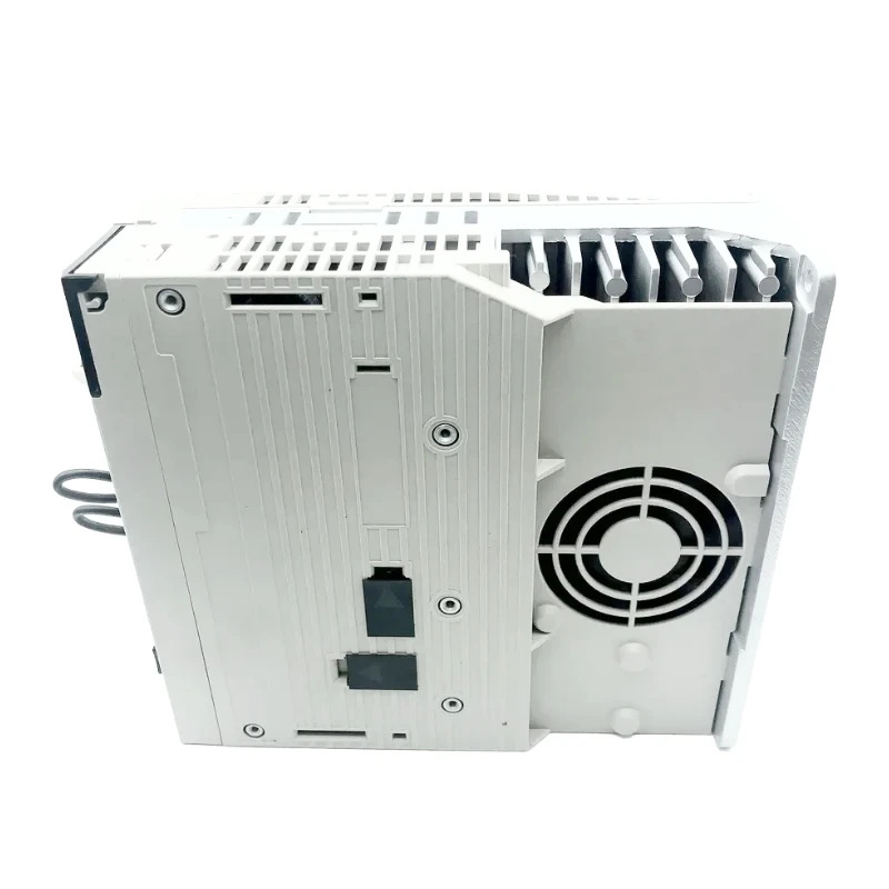 새 Yaskawa SGDV-5R5A01A 서보 드라이브 SGDH04AE
