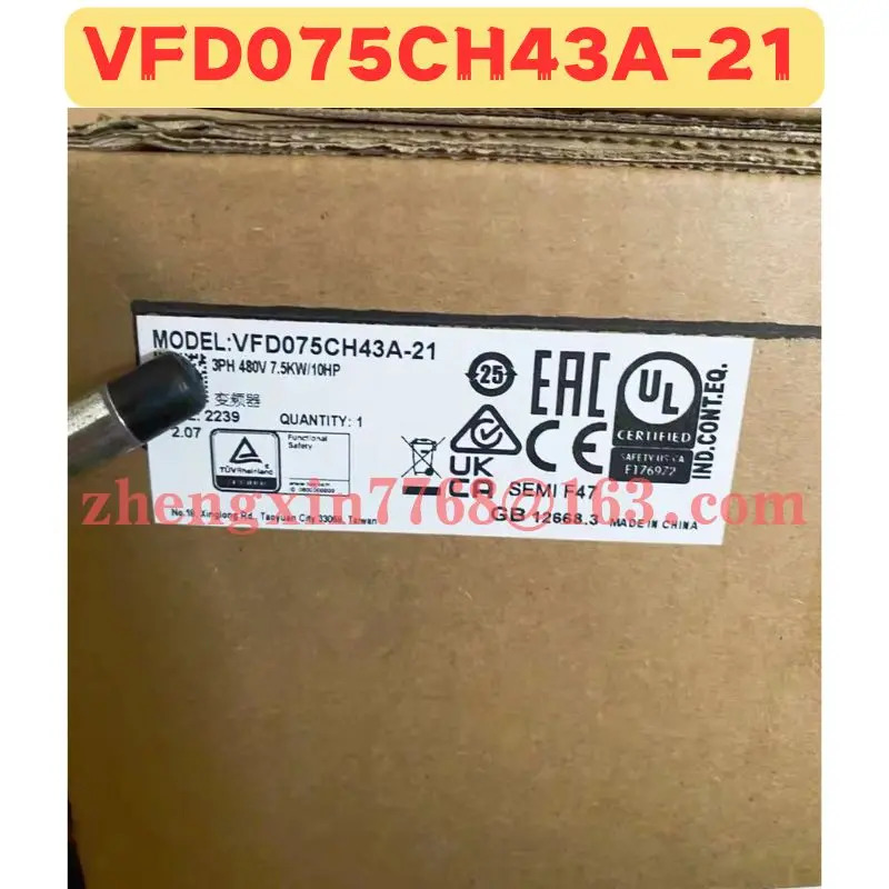 오리지널 VFD075CH43A-21 주파수 변환기 VFD075CH43A 21