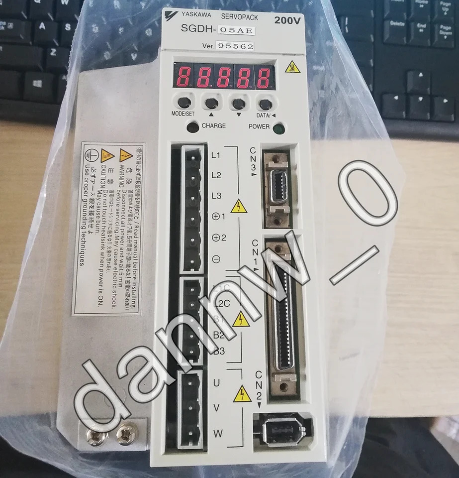 Yaskawa SGDH-05AE 서보 드라이브 상1PC