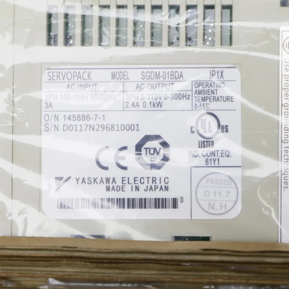 SGDM-01BDA CNC 시스템 기계서보 Yaskawa Servopack 100V 신