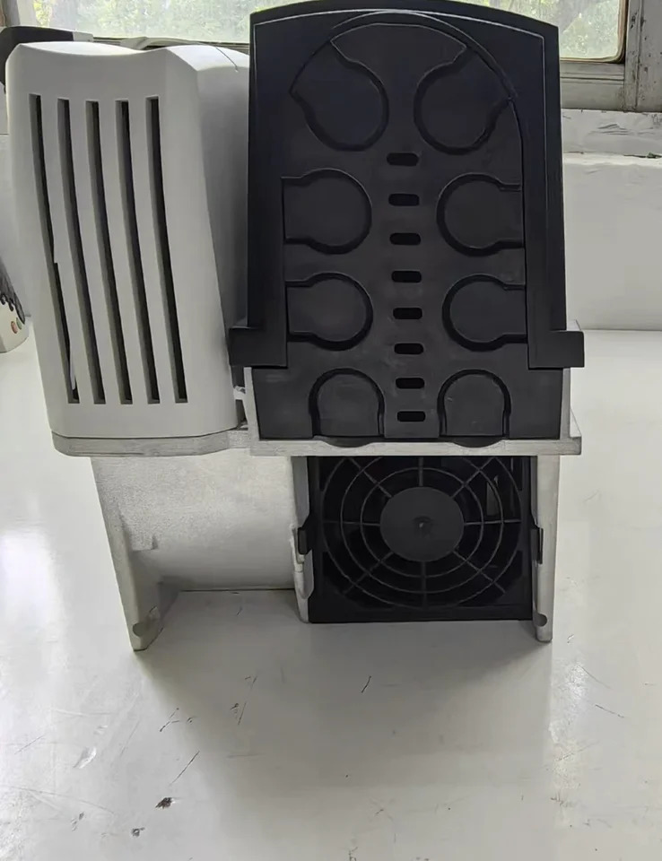 SP2402 Second hand  CT inverter tested ok in good condition