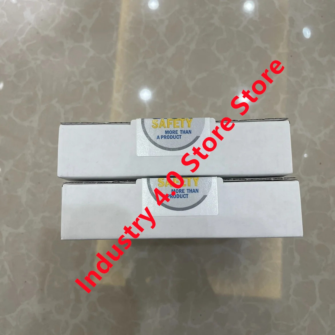 CM18-12NPP-KC1 IM12-04NNS-ZW1 IM30-15BPS-ZC1 UM30-213113 오리지널 신