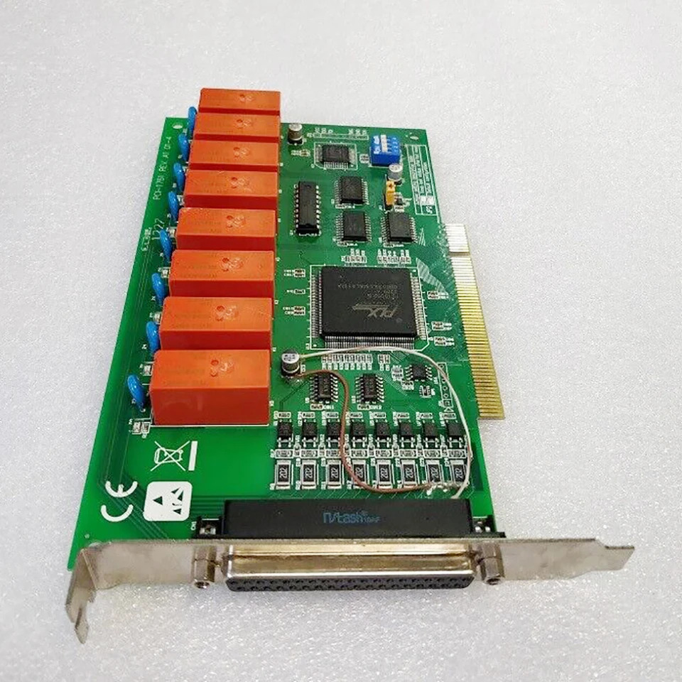 Advantech 데이터 캡처 카드 8 릴레이 출력 PCI-1761 REV.A1