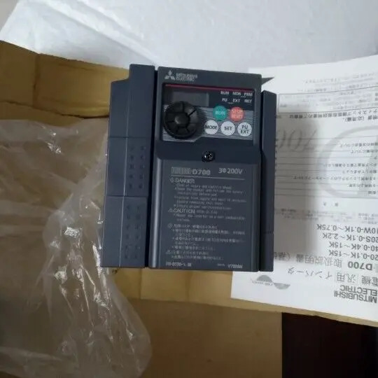 FR-D720-1.5K VFD 인버터 FR-D700 3ph 220V 200 240V 7A 90 일 1PC