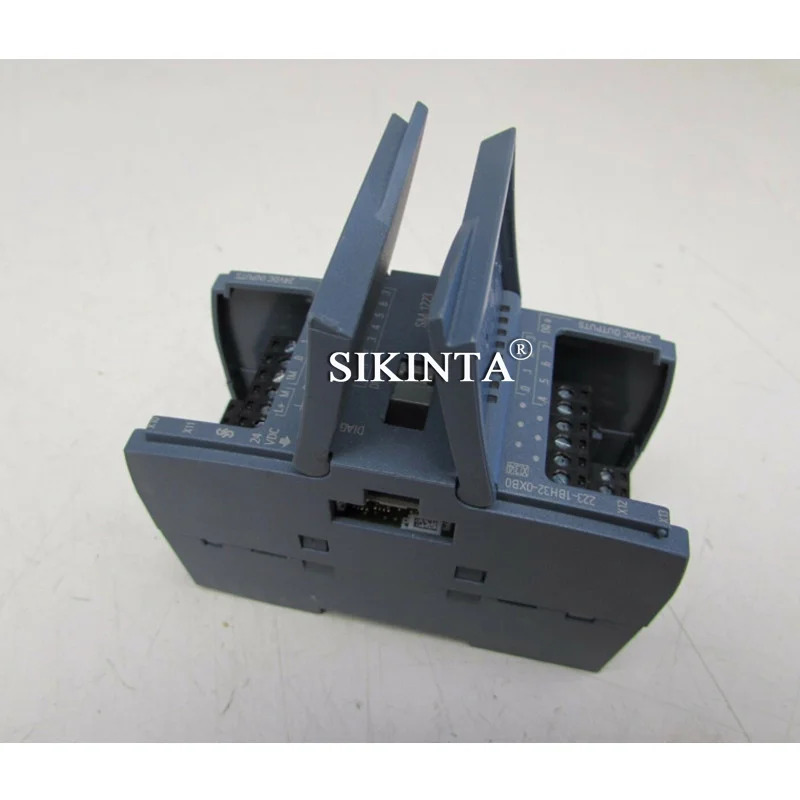S7-1200 SM1223 디지털 확장 6AG2222-1BF32-1XB0 6ES7223-1BH32-0XB0 6AG2223-1BH32-1XB0 PLC IO 모듈 완전 리퍼