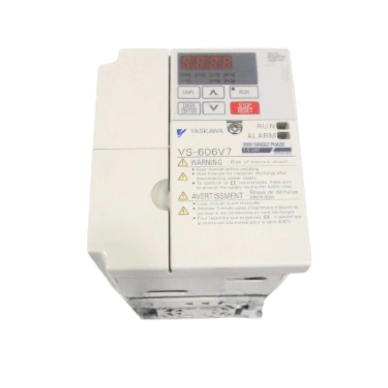 새 Yaskawa CIMR-V7CCB1P5 인버터