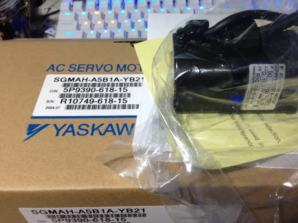YASKAWA 서보모터 SGM호환AH-A5B1A-YB21 50W
