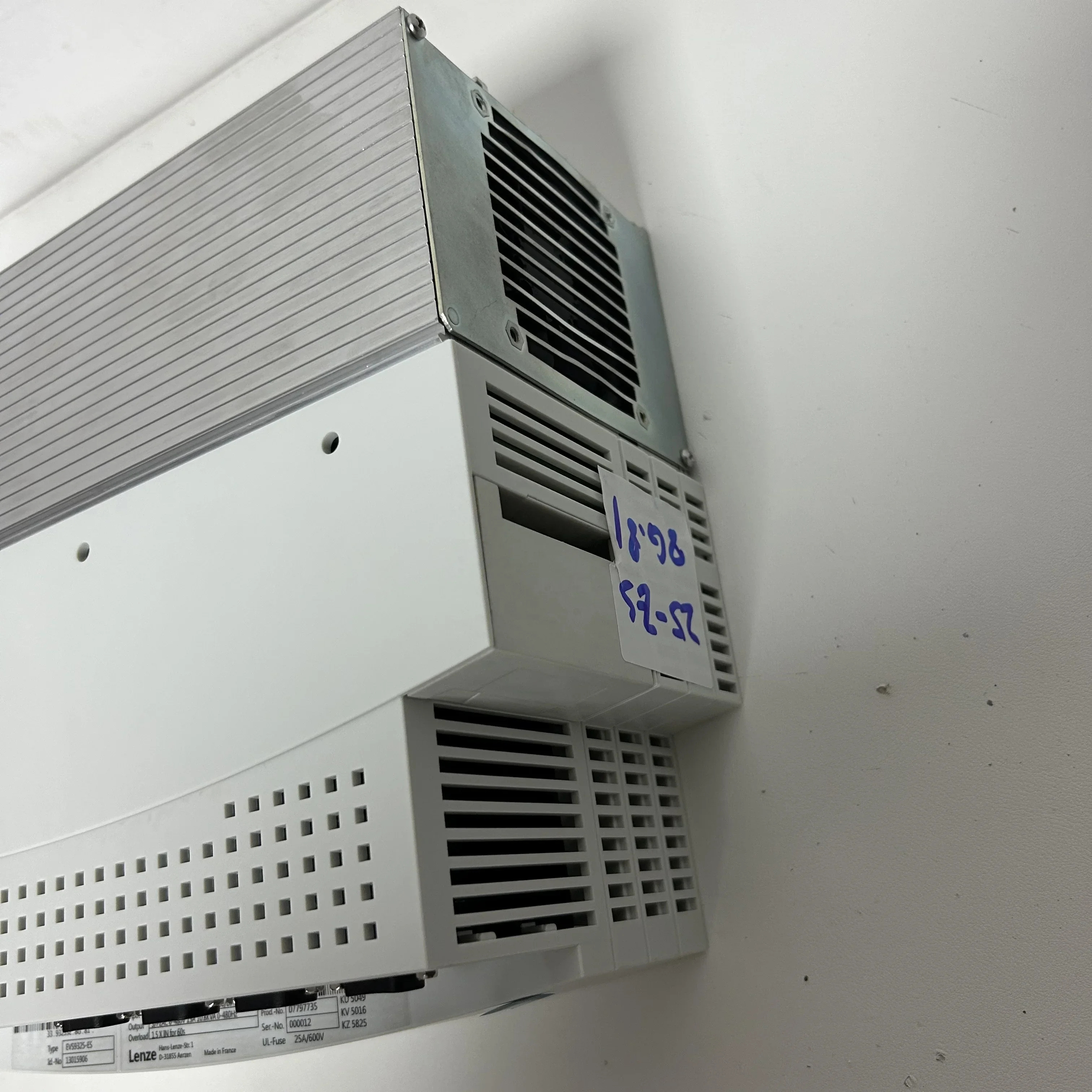 LENZE 9300 시리즈 VFD EVS9325-ES EVS9325-EP 원본 신규