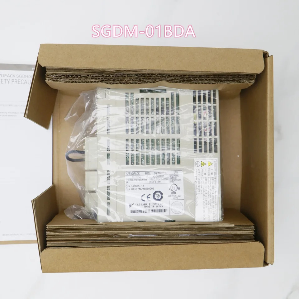 SGDM-01BDA CNC 시스템 기계서보 Yaskawa Servopack 100V 신