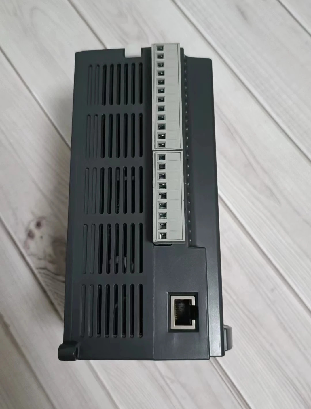 DVP32ES200RE PLC 기능 작동 사OK