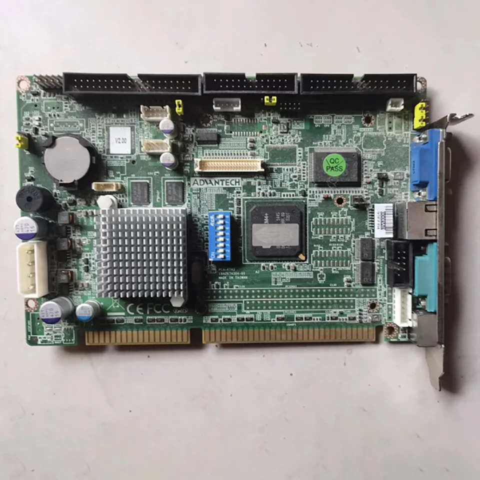 ADVANTECH 산업제어 마더보드 PCA-6743 PCA-6743VE