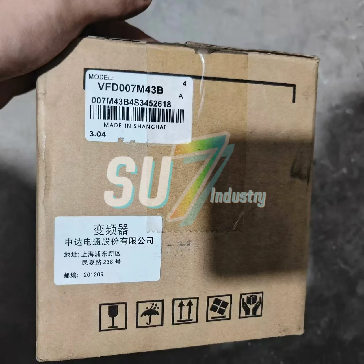 변환기 VFD007M23A VFD007M43B 원본
