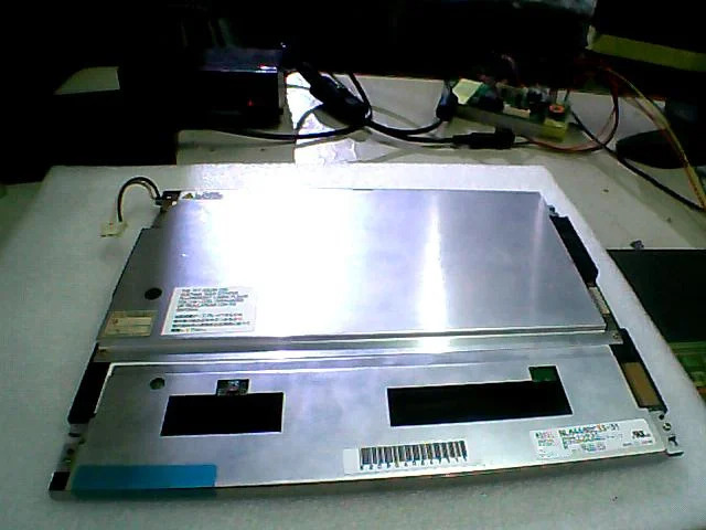 NL6448BC33-31 LCD 디스플레이