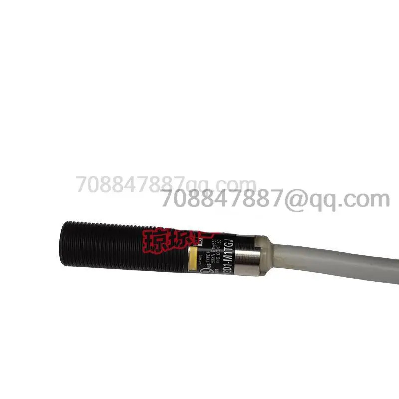 오리지널 E2EF-QX3D1-M1TGJ