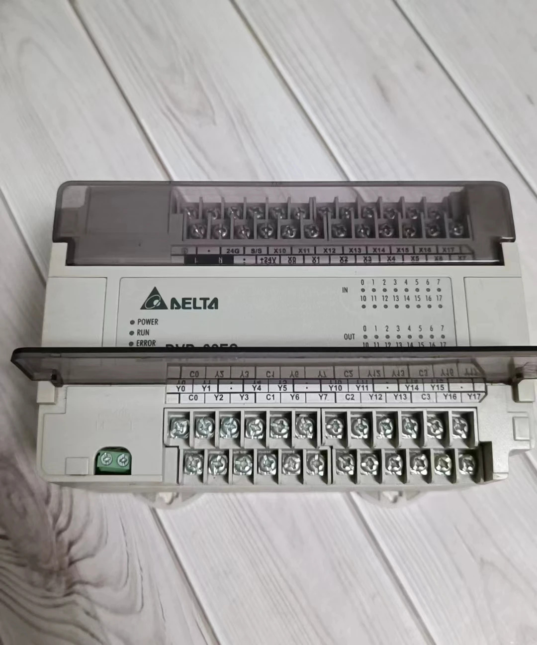 리퍼 PLC 기능 DVP32ES00R2