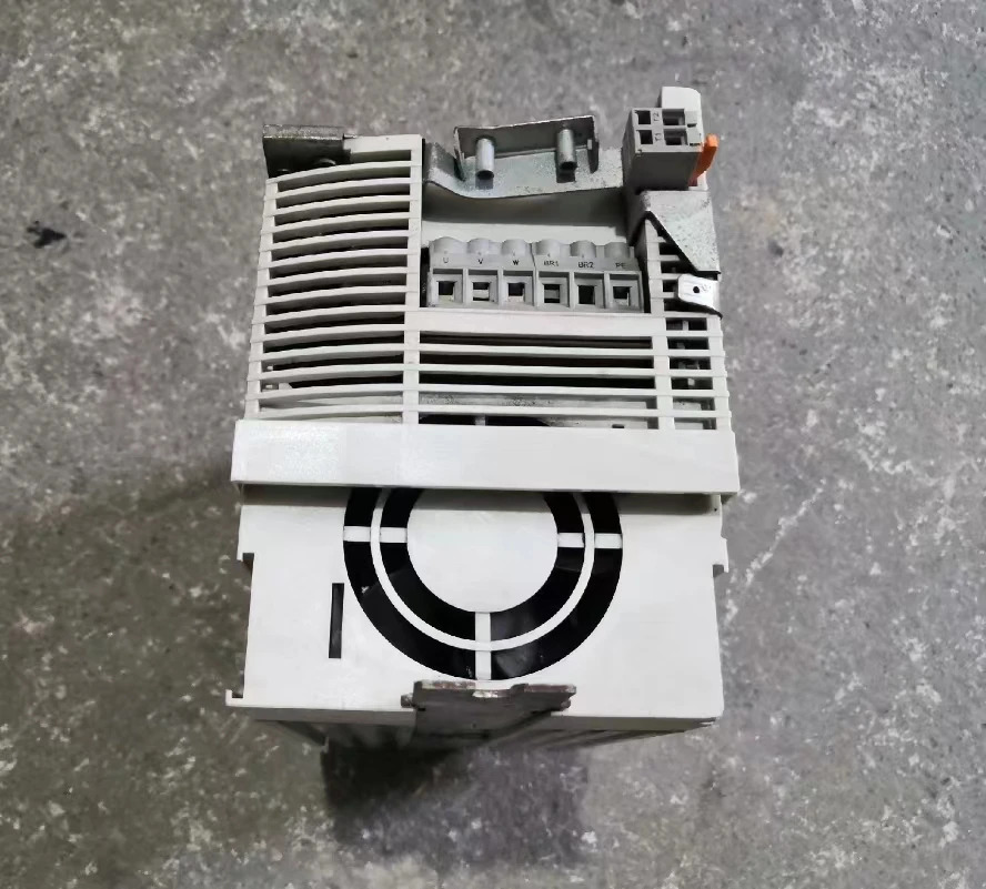 리퍼 인버터 E82EV5524C 5.5kW 7.5hp호환 기능 작동 OK