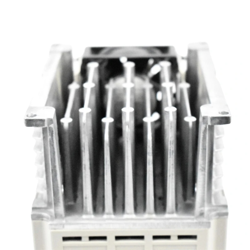 새 Yaskawa CIMR-V7CCB1P5 인버터