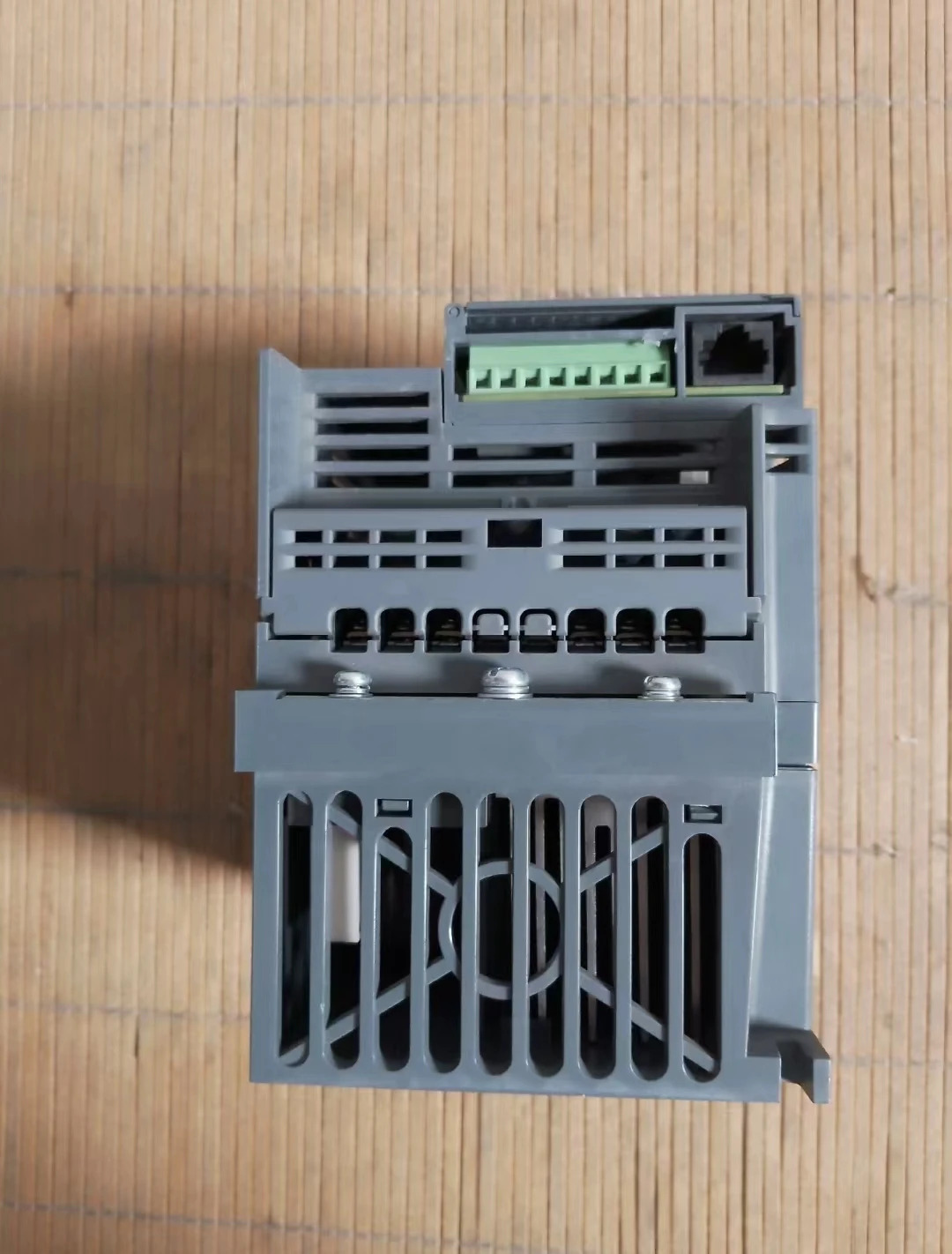 ATV310HU15N4E 리퍼 인버터 1.5kW-380/460V 기능 OK
