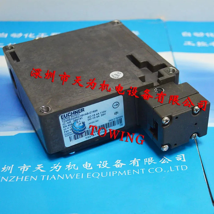 EUCHNER TZ2RE024RC18VAB-C1826 안전 스위치 모듈 오리지널 신