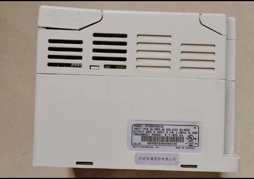 VFD004M21A 사인버터 0.4kW 230V 1/3PHASE 리퍼 기능 OK