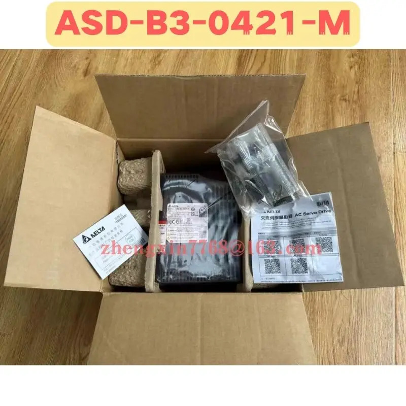 오리지널 ASD-B3-0421-M 서보 드라이브 ASD B3 0421 M 신