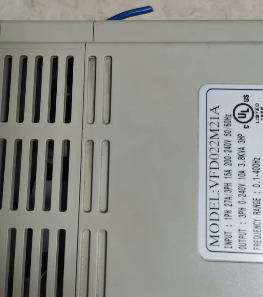 리퍼 주파수 변환기 220V 2.2 kw VFD022M21A