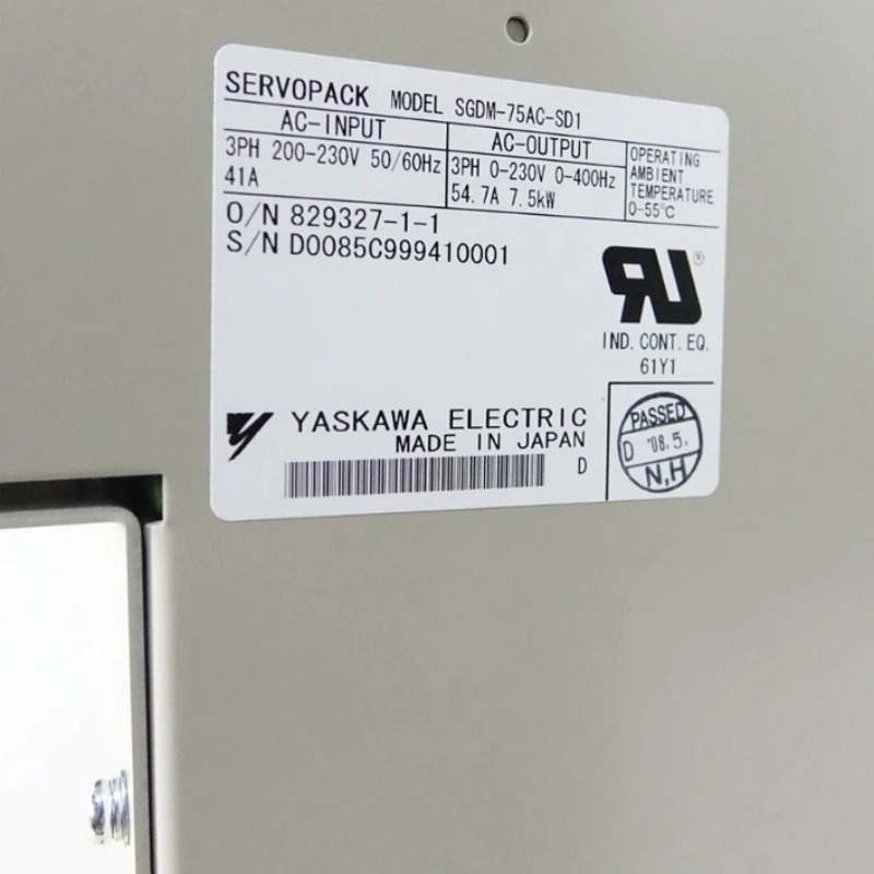 새 Yaskawa SGDM-75AC-SD1 서보 드라이브