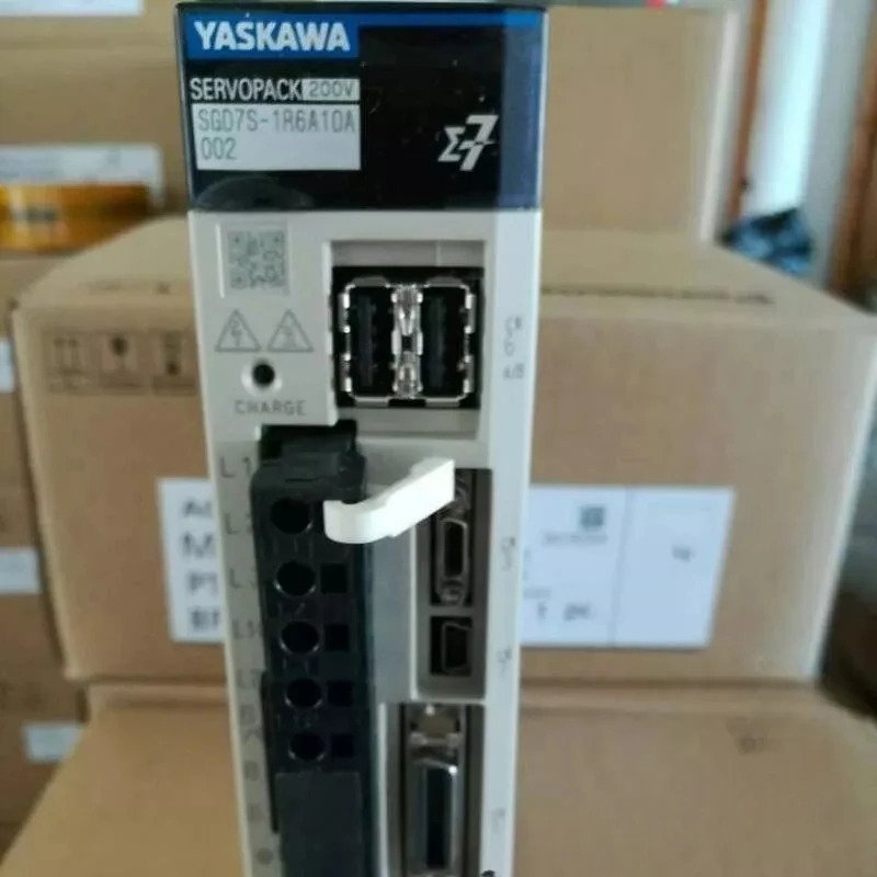 Yaskawa 서보 드라이브 신형 SGD7S-1R6A10A002 신속