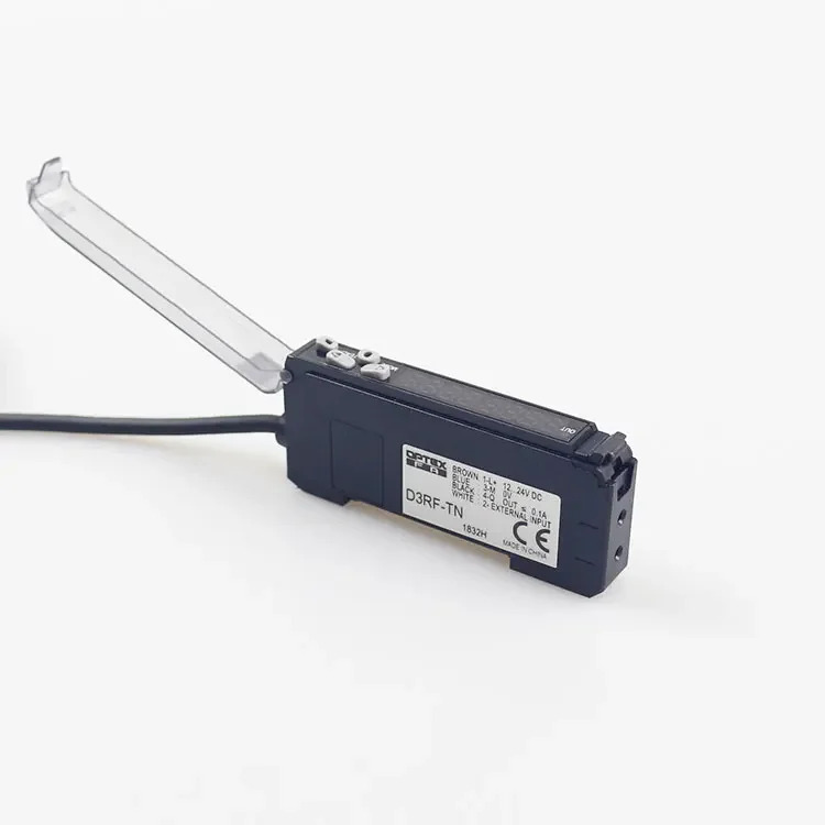 고속 광섬유 증폭기 D3RF-TP 24V 초고속 응답 디지털 디스플레이 센서 오리지널