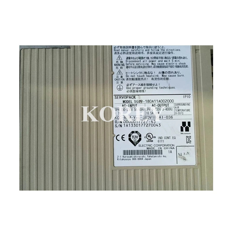 서보 드라이버 SGDV-180A11A002000 SGDV-550A01A 포장