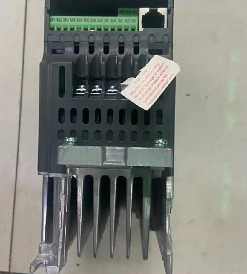 VFD007E23T 사인버터 0.75kW 220V 리퍼 기능 OK