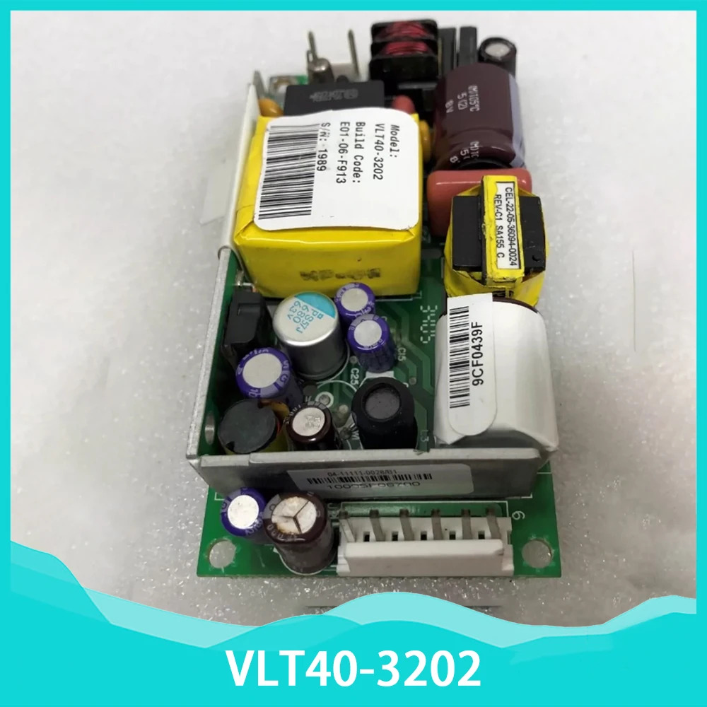 산업장비 전원공급장치 2.5V6A-15V0.5A15V1.5A VLT40-3202