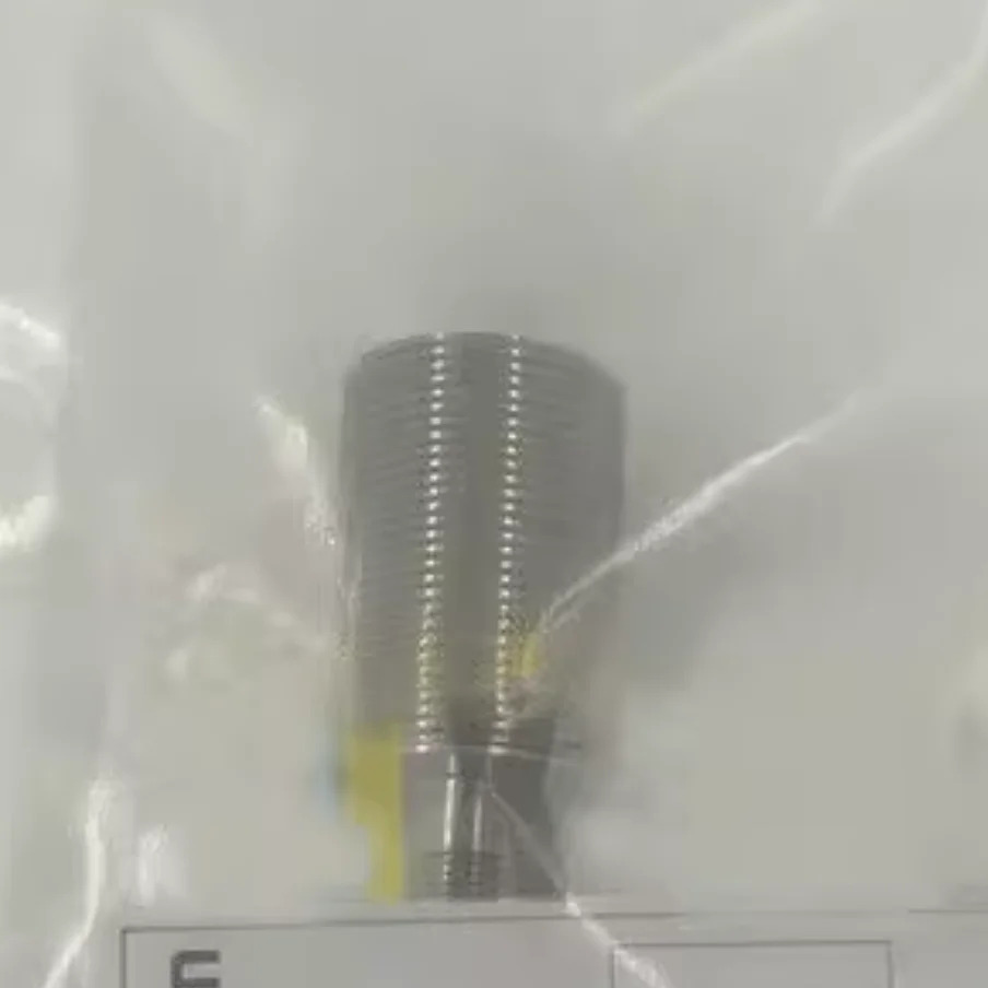 E2A-M18LN16-M1-C1 E2A-M18LN16-M1-C2 E2A-M18LN16-WP-B2 E2A-M18LN16-WP-C1 E2A-M18LN16-WP-C2