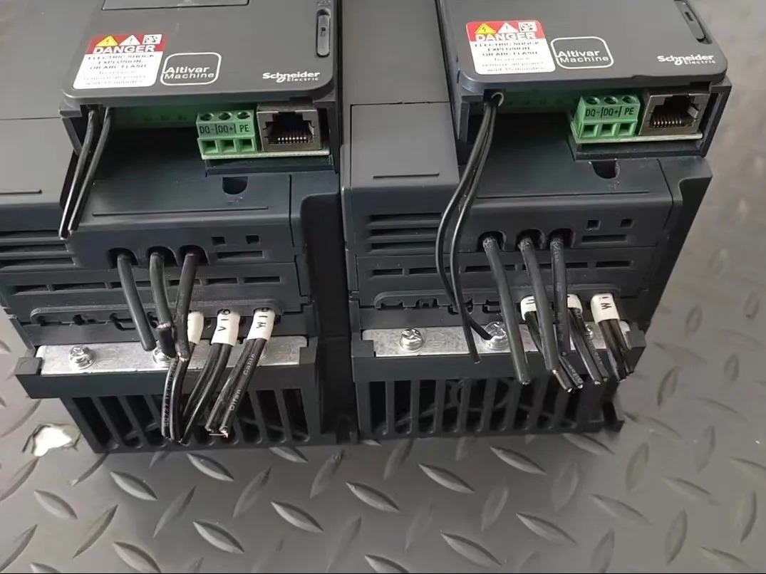 ATV320U15N4C 사인버터 1.5kW-2hp호환 리퍼 기능 OK