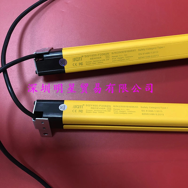 SQTI 라이트 SGY400-AN 격센서 1 페널티 10