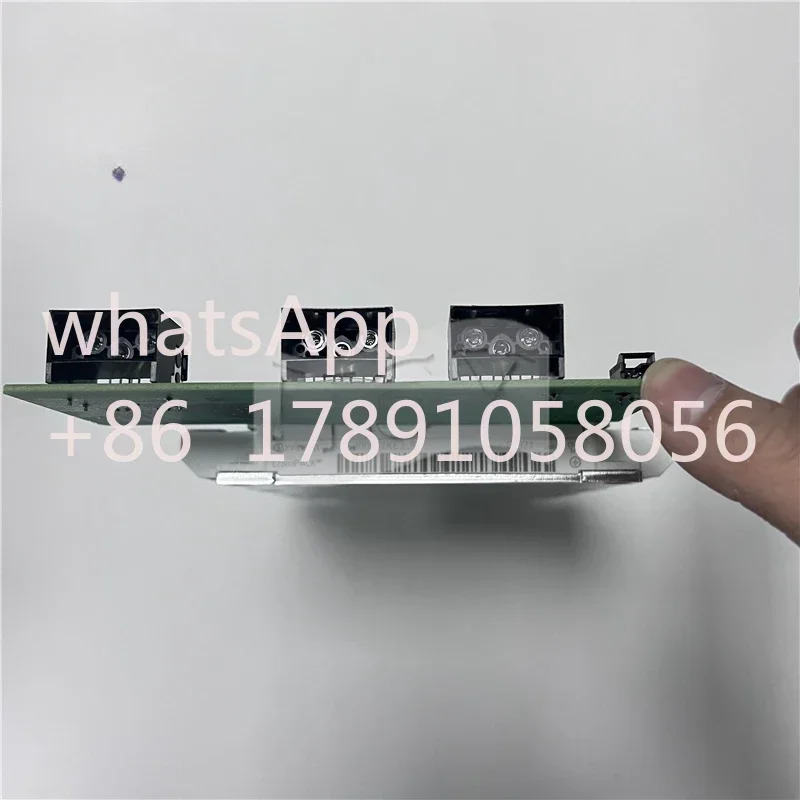 컨버터 드라이버 보드 MM430/M440 A5E00825001 A5E00825002 A5E00825003 A5E00824994 FS450R12KE3S1 FS300R12KE3S1