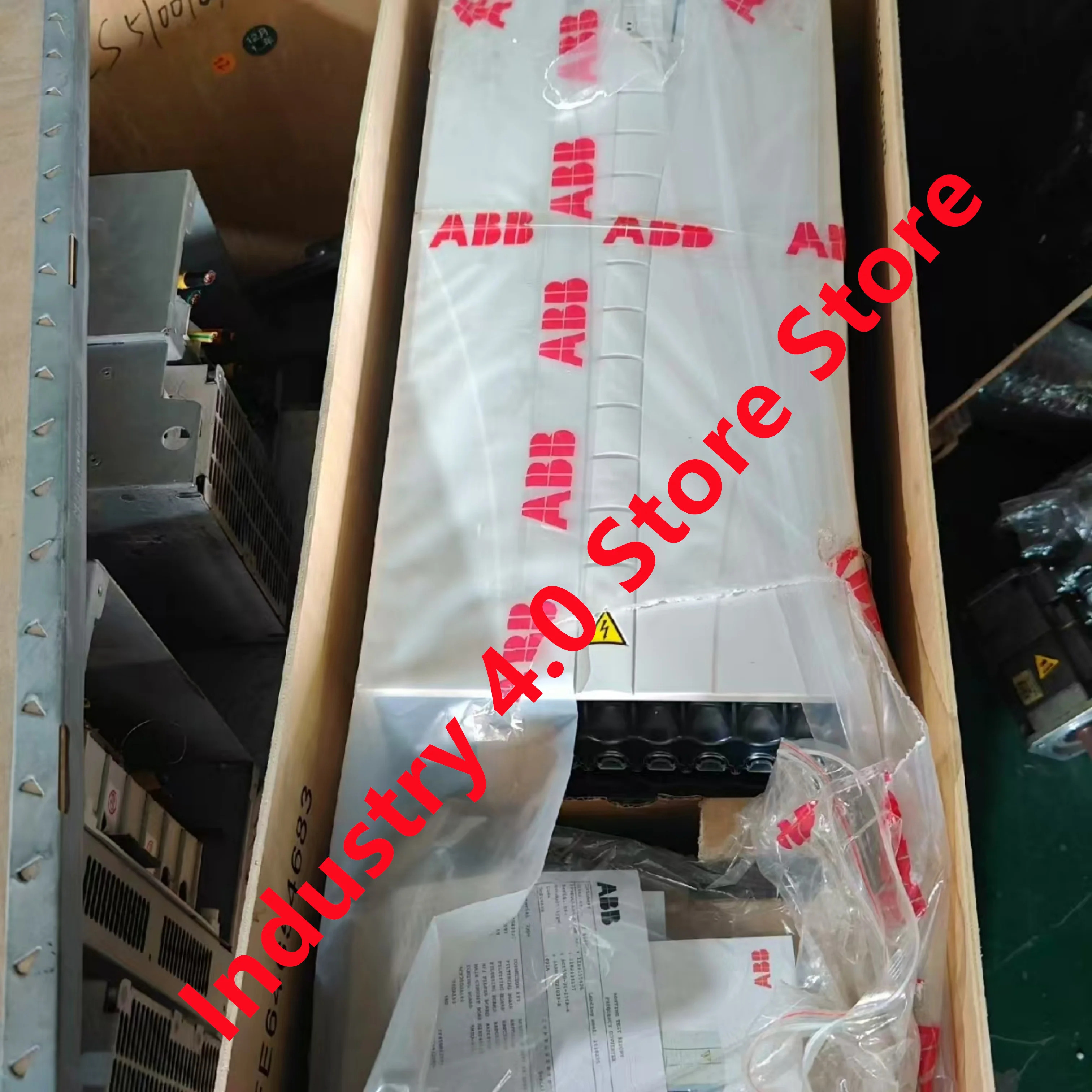 ACS510-01-246A-4 ACS510-01-290A-4 오리지널 신