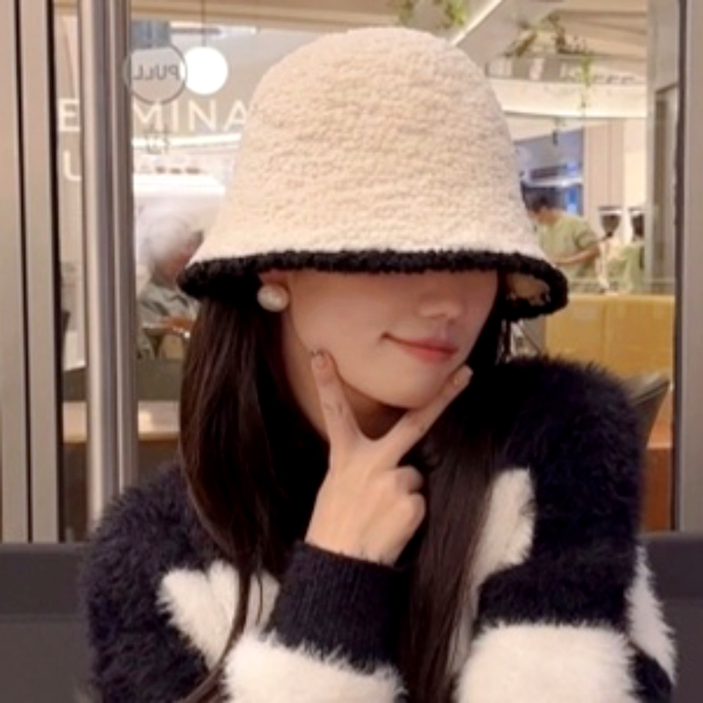 뽀글이재질여성패션버킷햇 겨울데일리룩겨울코디벙거지모자 얼굴작아보이는니트모자 - 상품 이미지