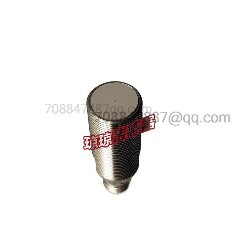 오리지널 E2EM-X8B1-M1-GD