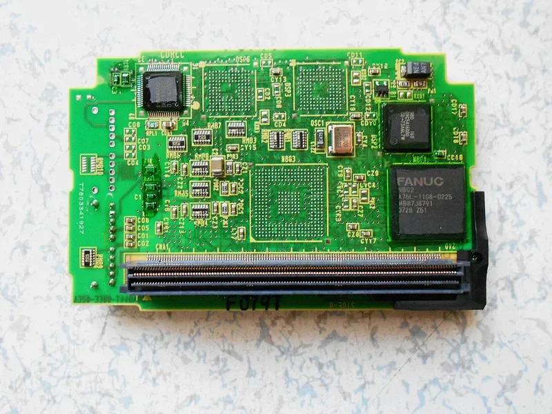 A20B-3300-0448 FANUC 축 카드 CNC 시스템 컨트롤러리퍼 완료 저렴