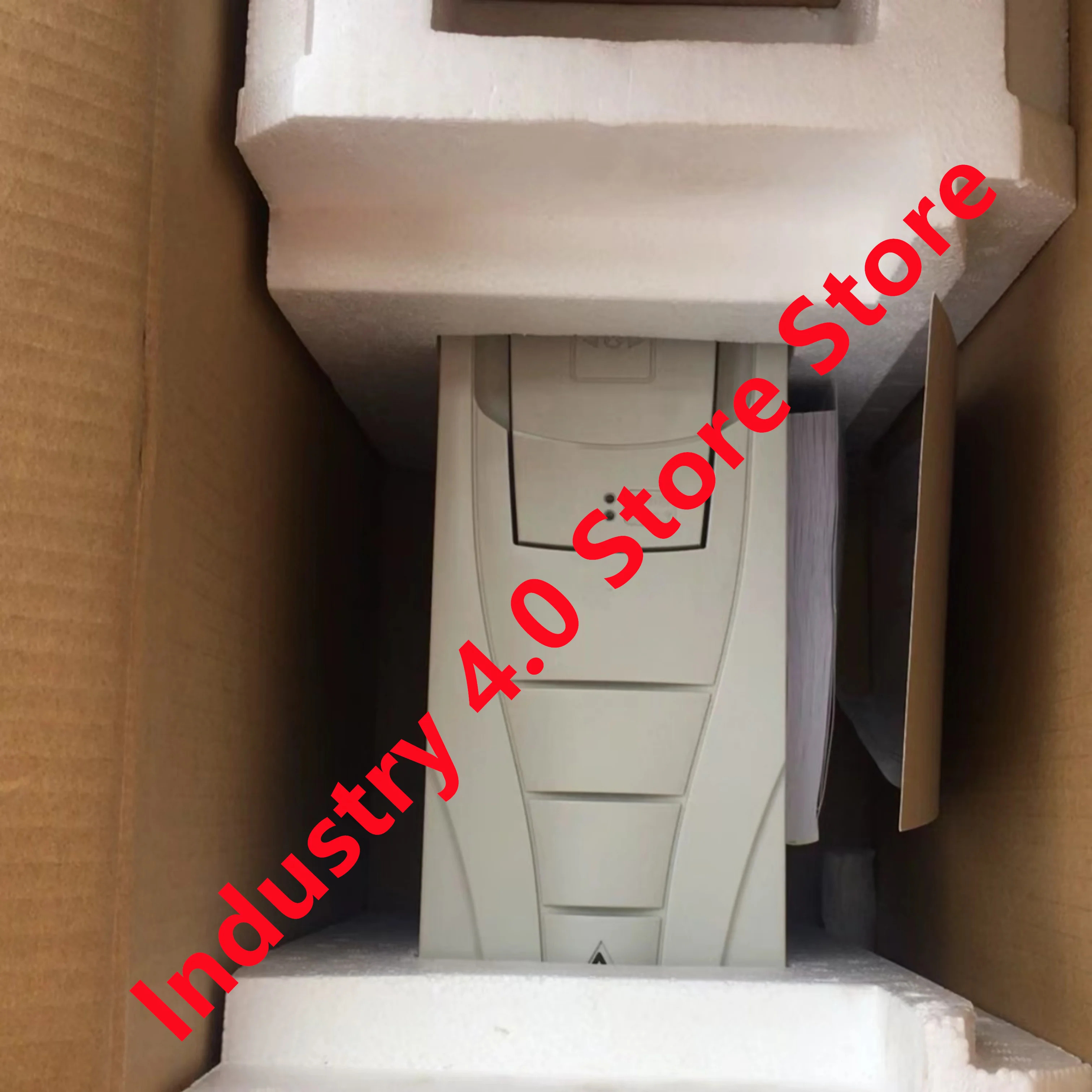ACS510-01-03A3-4 ACS510-01-04A1-4 ACS510-01-05A6-4 오리지널 신