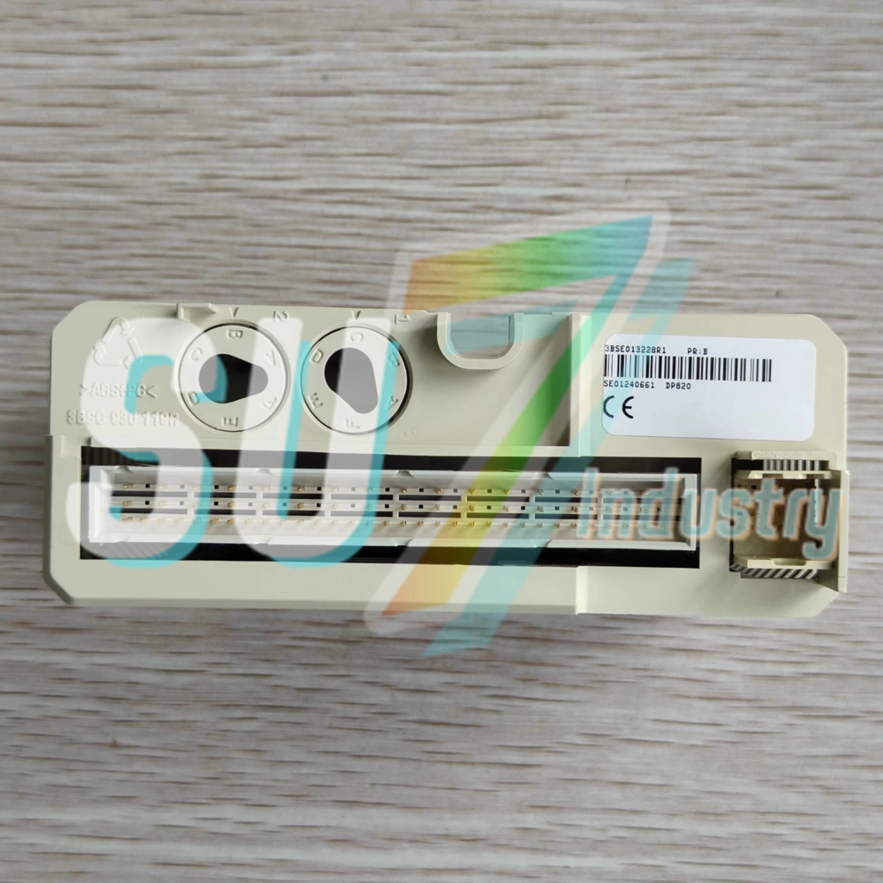 PLC 모듈 새 DO810 3BSE008510R1 DO820 3BSE008514R1 DO880 3BSE028602R1 DO890 3BSC690074R1 DP820 3BSE0132